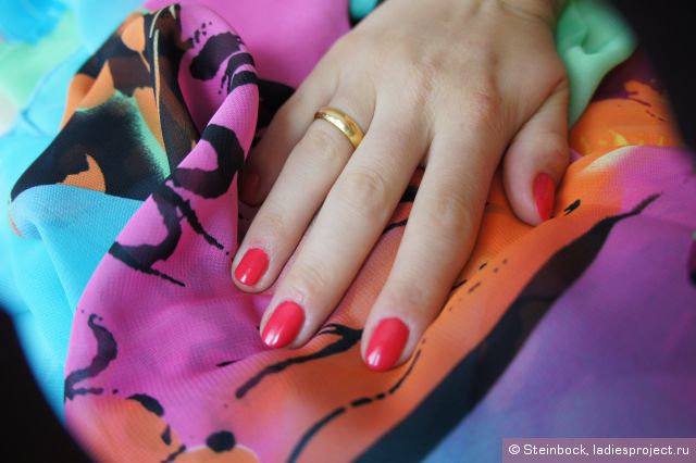 Лак для ногтей из серии Couture de Minnie (оттенок № NLM56A Definite Moust Have) от OPI фото 8