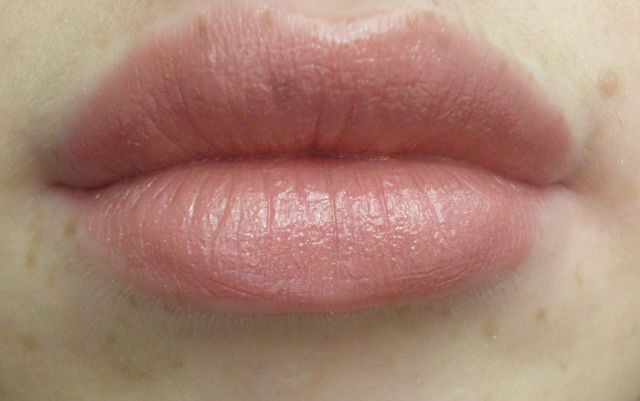 Трехслойная губная помада с блеском 3 в 1 от Oriflame фото 2