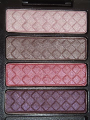 Квартет устойчивых теней для век Colorstay 12 Hour от Revlon фото 3