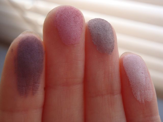 Квартет устойчивых теней для век Colorstay 12 Hour от Revlon фото 5