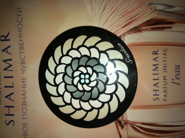 Метеориты Cruel Gardenia Meteorites от Guerlain фото 1