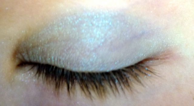 Тени для век Cream to powder eyeshadow от Essence фото 17