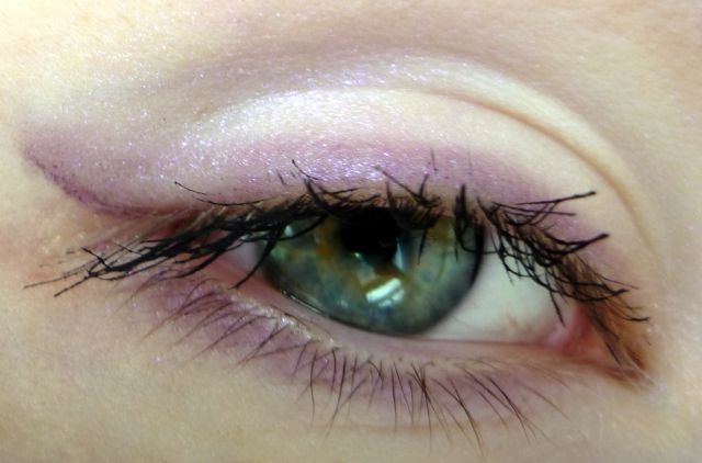 Тени для век Cream to powder eyeshadow от Essence фото 15