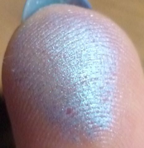 Тени для век Cream to powder eyeshadow от Essence фото 7