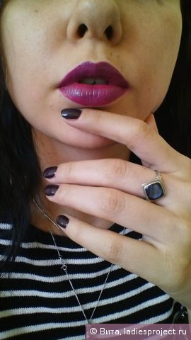 Губная помада Alluring Aquatic Lipstick (оттенок Goddess Of The Sea) от МАС фото 4 Губная помада Alluring Aquatic Lipstick (оттенок Goddess Of The Sea) от МАС фото 4