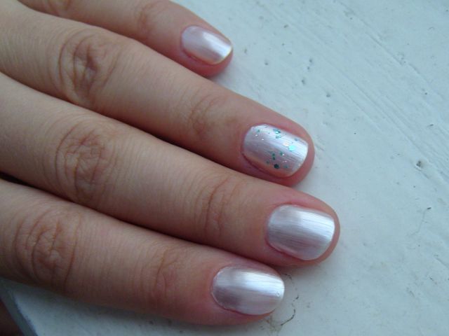 Набор лаков для ногтей "Let's Elope!" (оттенки NL L03 Rosy Future и NL S79 Kyoto Pearl) от OPI фото 24 Набор лаков для ногтей "Let's Elope!" (оттенки NL L03 Rosy Future и NL S79 Kyoto Pearl) от OPI фото 24