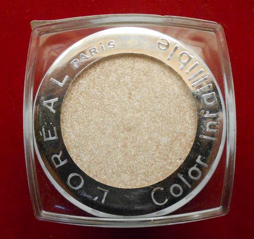 Тени для век Color Infaillible (оттенок № 02 Бежевая Комета) от L'Oreal фото 2 Тени для век Color Infaillible (оттенок № 02 Бежевая Комета) от L'Oreal фото 2