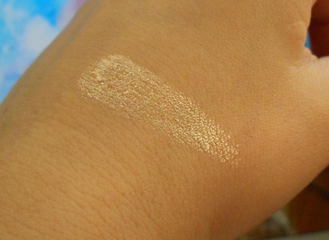 Тени для век Color Infaillible (оттенок № 02 Бежевая Комета) от L'Oreal фото 8 Тени для век Color Infaillible (оттенок № 02 Бежевая Комета) от L'Oreal фото 8
