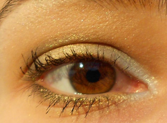 Тени для век Luminizing Satin Eye Color Trio (оттенок "Опера") от Shiseido фото 15 Тени для век Luminizing Satin Eye Color Trio (оттенок "Опера") от Shiseido фото 15