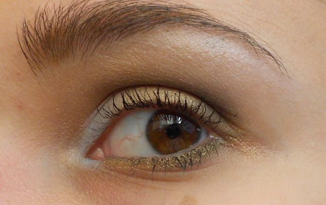 Тени для век Luminizing Satin Eye Color Trio (оттенок "Опера") от Shiseido фото 19 Тени для век Luminizing Satin Eye Color Trio (оттенок "Опера") от Shiseido фото 19
