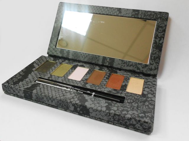 Палетка теней для макияжа глаз "Wild & Chic" от Make Up For Ever фото 11 Палетка теней для макияжа глаз "Wild & Chic" от Make Up For Ever фото 11
