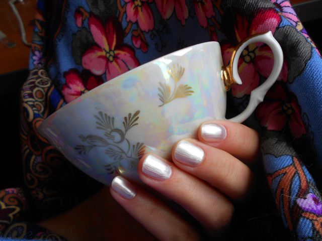 Набор лаков для ногтей "Let's Elope!" (оттенки NL L03 Rosy Future и NL S79 Kyoto Pearl) от OPI фото 17 Набор лаков для ногтей "Let's Elope!" (оттенки NL L03 Rosy Future и NL S79 Kyoto Pearl) от OPI фото 17