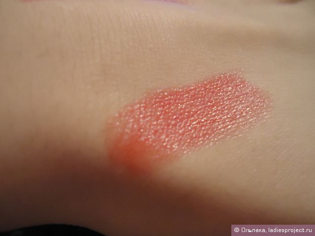 Помада-бальзам Chubby Stick Moisturizing Lip Colour Balm (оттенок № 5 Chunky Cherry) от Clinique фото 5
