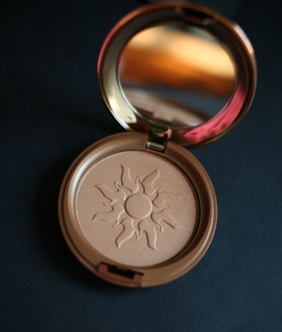 Бронзирующая пудра The Body Shop Bronzing Powder (оттенок № 03) от The Body Shop фото 3
