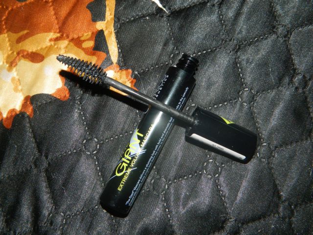 Тушь для ресниц The giant Extreme Volume Mascara от Catrice фото 2