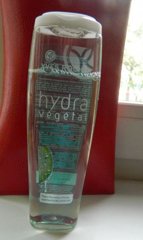 Увлажняющая мицеллярная вода для лица 2 в 1 от Yves Rocher фото 1