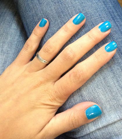 Лак для ногтей "Hard As Nails Xtreme Wear Nail Color" (оттенок № 130 Blue Me Away) от Sally Hansen фото 3 Лак для ногтей "Hard As Nails Xtreme Wear Nail Color" (оттенок № 130 Blue Me Away) от Sally Hansen фото 3