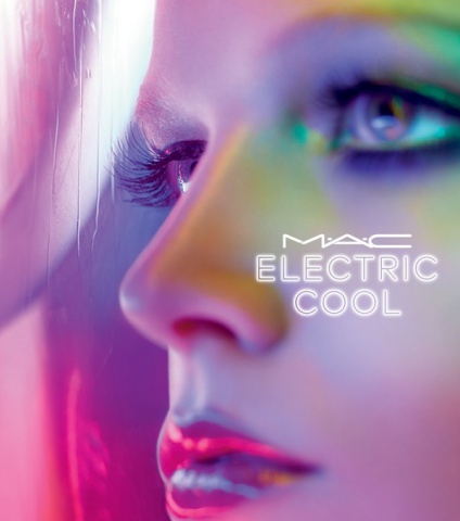 Осенняя коллекция для макияжа глаз MAC Electric Cool Collection Fall 2015 фото 1