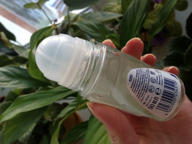 Дезодорант-антиперспирант "Невидимая защита для черного и белого" от Nivea фото 3