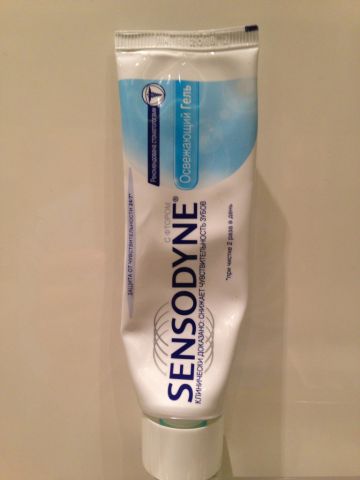 Гелевая зубная паста от Sensodyne фото 1 Гелевая зубная паста от Sensodyne фото 1