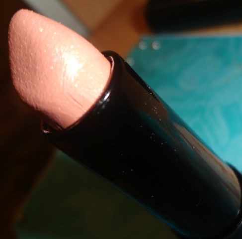 Губная помада Rouge Shine Lipstick (оттенок № 02) от Sephora фото 3 Губная помада Rouge Shine Lipstick (оттенок № 02) от Sephora фото 3