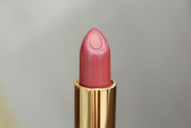 Губная помада (оттенок № 460 Blushing Mauve) от Revlon фото 2