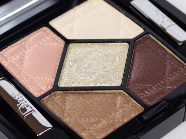 Рождественская коллекция макияжа Dior - Golden Winter Collection, Holiday 2013 фото 14 Рождественская коллекция макияжа Dior - Golden Winter Collection, Holiday 2013 фото 14